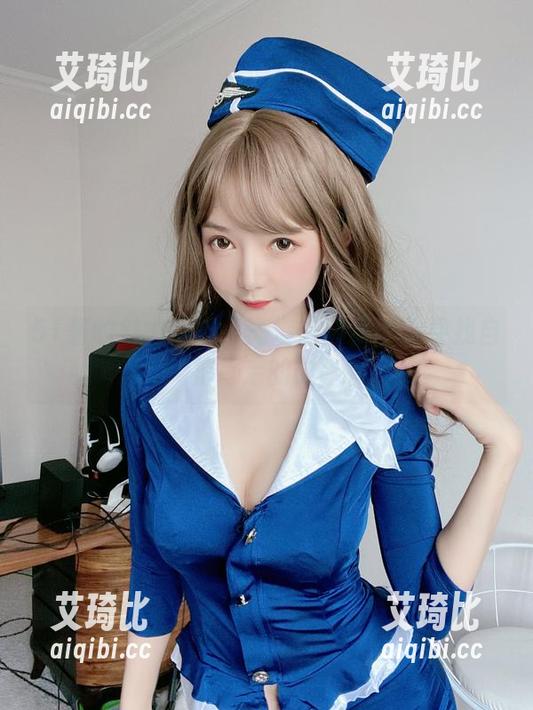 51酱的魅力透视：高清写真集带你寻找自拍背后的故事