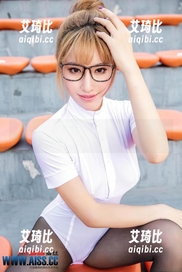 AISS爱丝(黄金版) - 挑战你的视觉极限：索菲的滑板少女免费套图等你来下载！