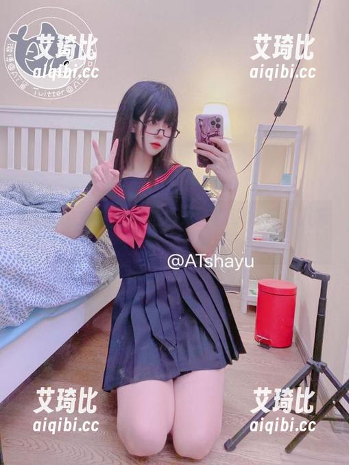 AT鲨 AT鲨的女仆写真精选:下意识地想让人靠近
