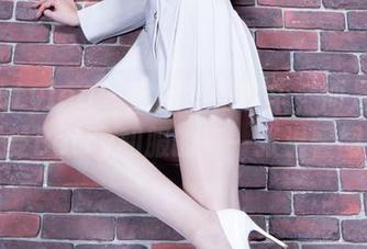 Beautyleg – 定制不是奢华，而是灵魂。感受Betty和服的每一张温馨图片！