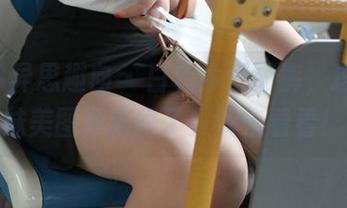 IESS异思趣向 – 白色牛仔短裤，这波九妹美图更新绝了！快来看看！