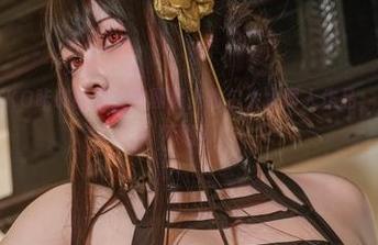探秘KANEKO咔喵的兔女郎图集：约尔太太同人作品，下载看你敢不敢！