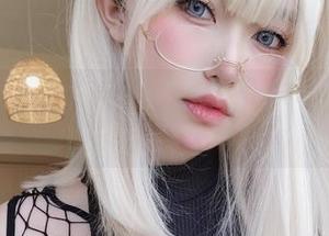 K酱的体操服套图更新：跳完体操可以直接去做时尚杂志封面吗？