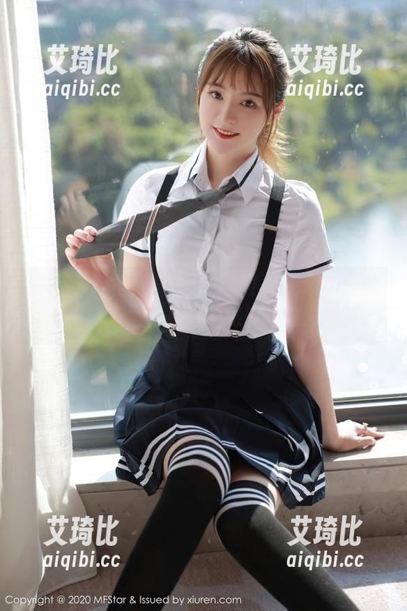 MFStar模范学院 - 专属！奈美nana的制服精选，作品里的秘密总被发现！