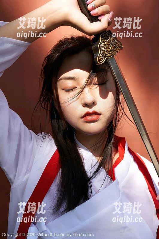 MiiTao蜜桃社 - 琉璃lily的纯白限量版美图，下载中，想问谁会知道她的后期是怎么做到的？