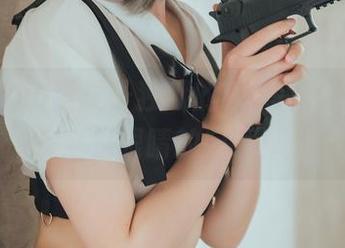 Natsuko夏夏子独献的OL短裙，原图完全是眼睛的归宿！
