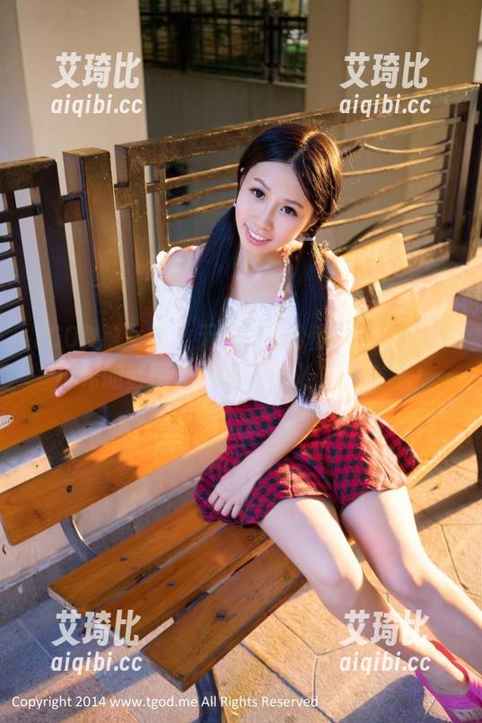 TGOD推女神 - 无圣光办公室大揭秘，纯小希的套图让你重新定义“真实”。
