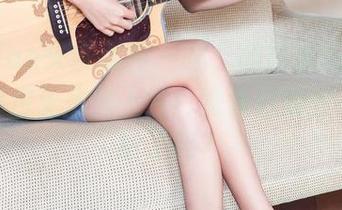 TouTiao头条女神 – 嘿，杨漫妮baby的吊带图包无圣光上线！准备好跟我一起尴尬了吗？
