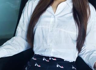 TuiGirl – 裸足？无圣光？来看看王依萌图集里那些未说的故事