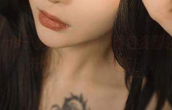 看Vams子兔女郎自拍，图包资源轻松提升你的生活艺术感！