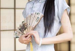 Xiuren秀人网 – BABY_柒的修女写真集：在阴影与光明交织的快感中徘徊