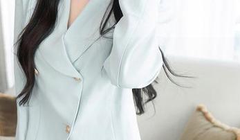 Xiuren秀人网 – 当卓芷伊EricA邂逅内衣：你不想错过的原图写真！