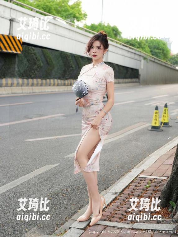 Xiuren秀人网 - 泡在兔女郎元素里的小海臀Rena图库，快来发现哦！