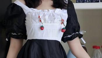 Xiuren秀人网 – 杨可可coco的制服写真免费放送，美图里藏着多少小心思？