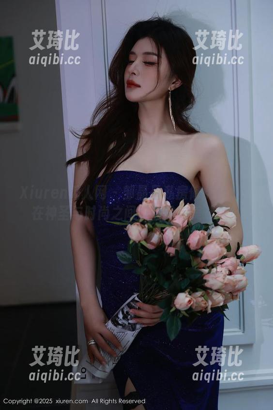 Xiuren秀人网-邹晶晶 Xiuren秀人网 - 邹晶晶私房修女合集:在神圣与时尚之间徘徊的完美迷失!