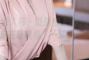 Xiuren秀人网 – 最新鱼子酱fish裸足图片，仿佛在呼唤你，一起感受阳光吧！