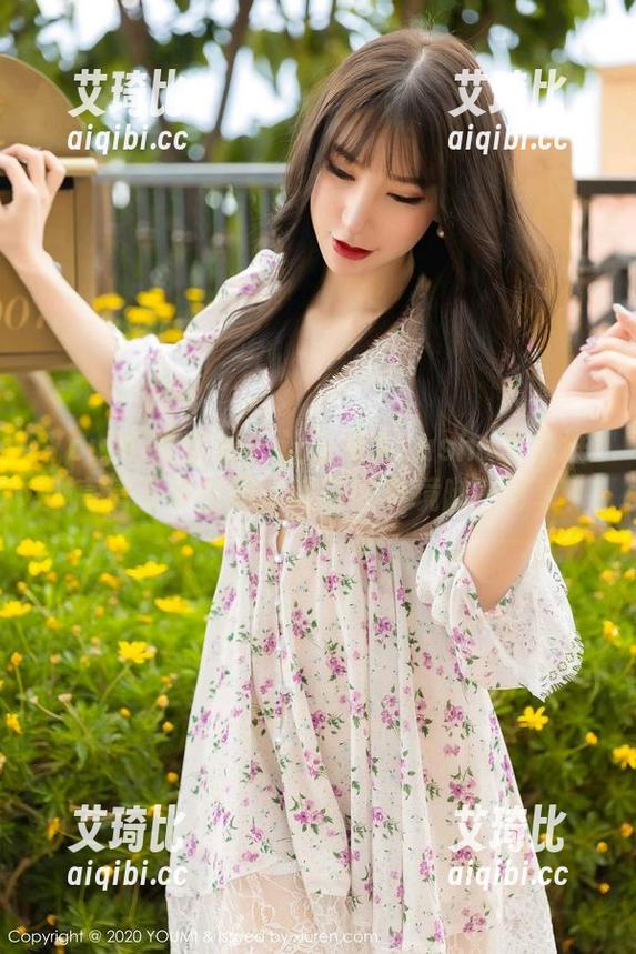 YouMi尤蜜荟-蓝夏Akasha YouMi尤蜜荟 - 让蓝夏Akasha带你进入高清写真世界,纯白的梦境随时可享!