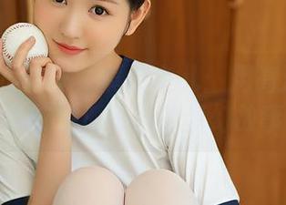 YouMi尤蜜荟 – 黄金宝儿：用高清写真诉说婉约派野兽的梦幻故事