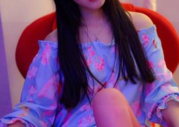 pans – 看李沫的新比基尼套图更新，忍不住想说，这才是“夏天的正确打开方式”。