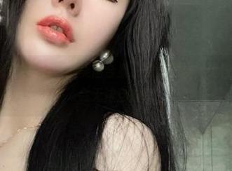 微密圈 – 不爱笑的赛琳的美图合集：视觉刺激，警告！看了可能会无法自拔！