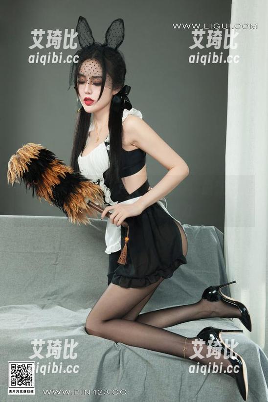 丽柜 - 高跟鞋与Vicky的约会：最新分享让人无法抵挡的魅力
