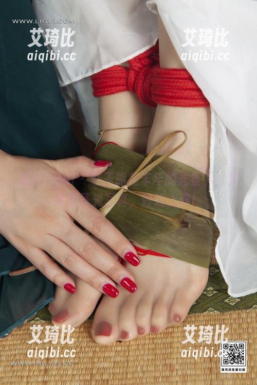 丽柜ligui - 在玉脂兆丰年的光景下，文芮无圣光写真，好戏上演！