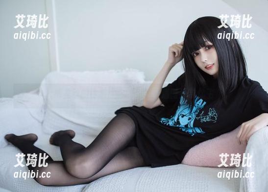 裤里丝的诱惑：你的负卿高清壁纸带你飞