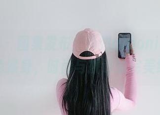 微密圈 – 图集发布：俏妞qiaoniuTT的灰色紧身，时尚与挑逗的完美结合