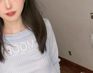 倦倦喵的修女写真最新合集：美与心情的灵动交织