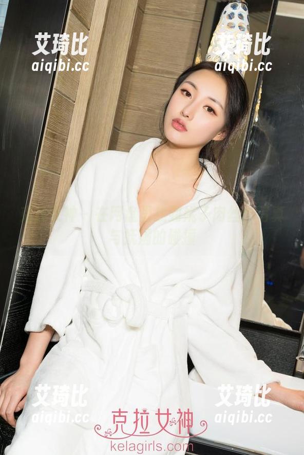 克拉女神 - 在网盘里找到妮子肉丝：写真与妩媚的碰撞