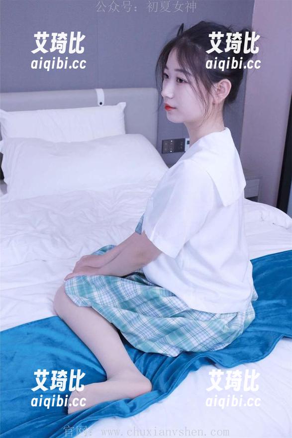 初夏女神 - 无圣光下的JK人字拖，安妮的图包让你血脉贲张