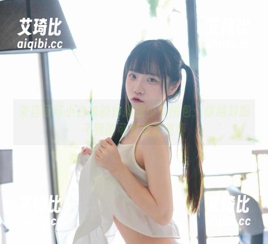 来自可可小白兔的体操服少女图包：你绝对想不到的可爱及其变奏
