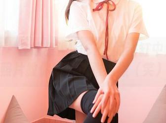 嗲囡囡 – 在陈雅漫VICKY的浴缸中：免费照片教你如何优雅泡澡（笑）