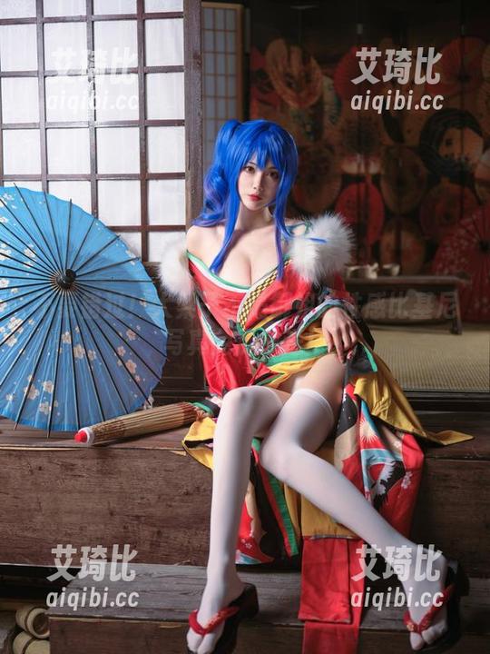 不要错过！大梨子不是御姐的性感比基尼写真免费放送！