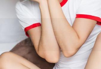 头条女神 – 分享双人图包，莫晓希教你如何默默变得优雅！