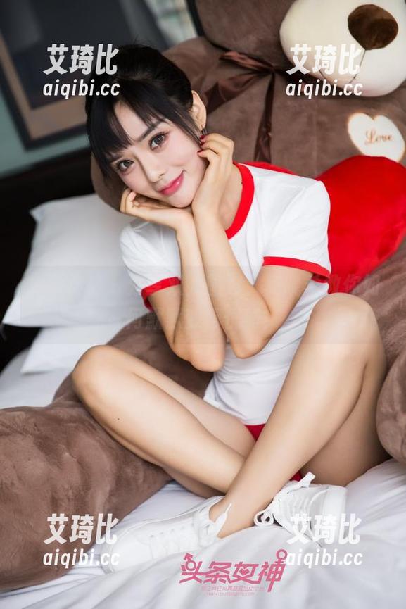 头条女神 - 分享双人图包，莫晓希教你如何默默变得优雅！