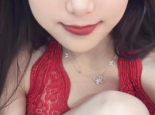 微密圈 – 今天的厨房主厨：奶雯性感女仆图片大放送，别眨眼！