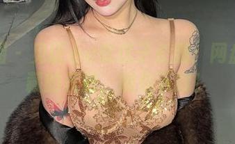 微密圈 – 见证小u优优子长腿：网盘里隐藏的美丽，随你下载！