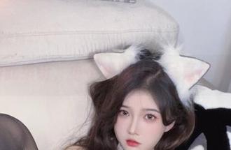 剧情如此缤纷，小小奶瓶儿的写真作品带你飞