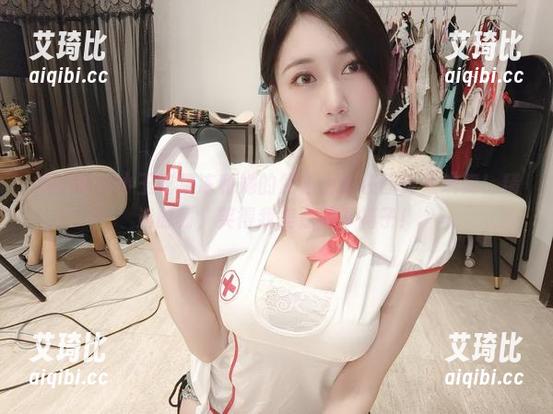 小玉吃果冻 微密圈 - 小玉吃果冻和她的紫色上衣在图库里跳舞!精选时刻,笑得我差点掉下椅子!