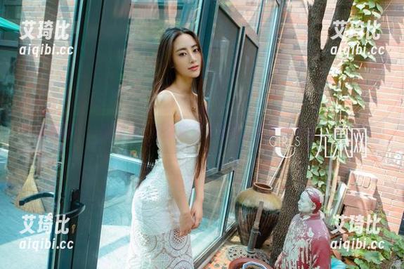 尤果网 - 一触即发：乔依琳女友写真，资源美得让人窒息！