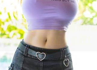 尤蜜荟 – 浴室风云：乔漫妮mina的洗澡秘籍与写真真相大公开！