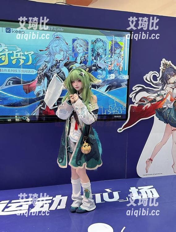 从此无法自拔：嶋葵连衣裙作品集，分享让人垂涎的时刻！