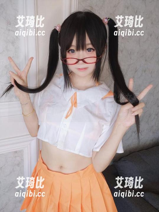 看！这就是“摇摇乐yoyo”的少女写真集，下载仿佛能闻到青春的气息！