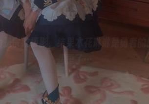 一开始我以为是宗教摄影，结果木花琳琳是勇者的修女图集让我想歪了…