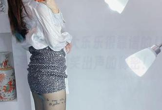 微密圈 – 来吧，杨大乐乐很靠谱的JK作品下载，让你笑出声的秘密！