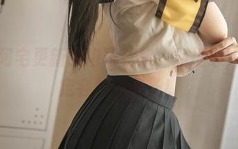 桃良阿宅更新旗袍写真集，别担心，你肯定会笑成傻子！