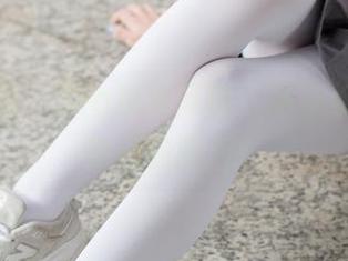 森萝财团 – Sia少女写真，遇见那张让人窒息的图片！