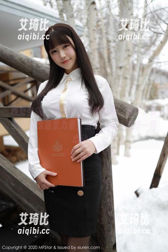 模范学院 - 梦梵护士最新图集，展示了多少职场的温柔力量，当然，顺便附赠一份心动。