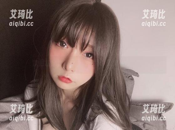 次屁啦全套夏日写真，为你带来一丝清凉